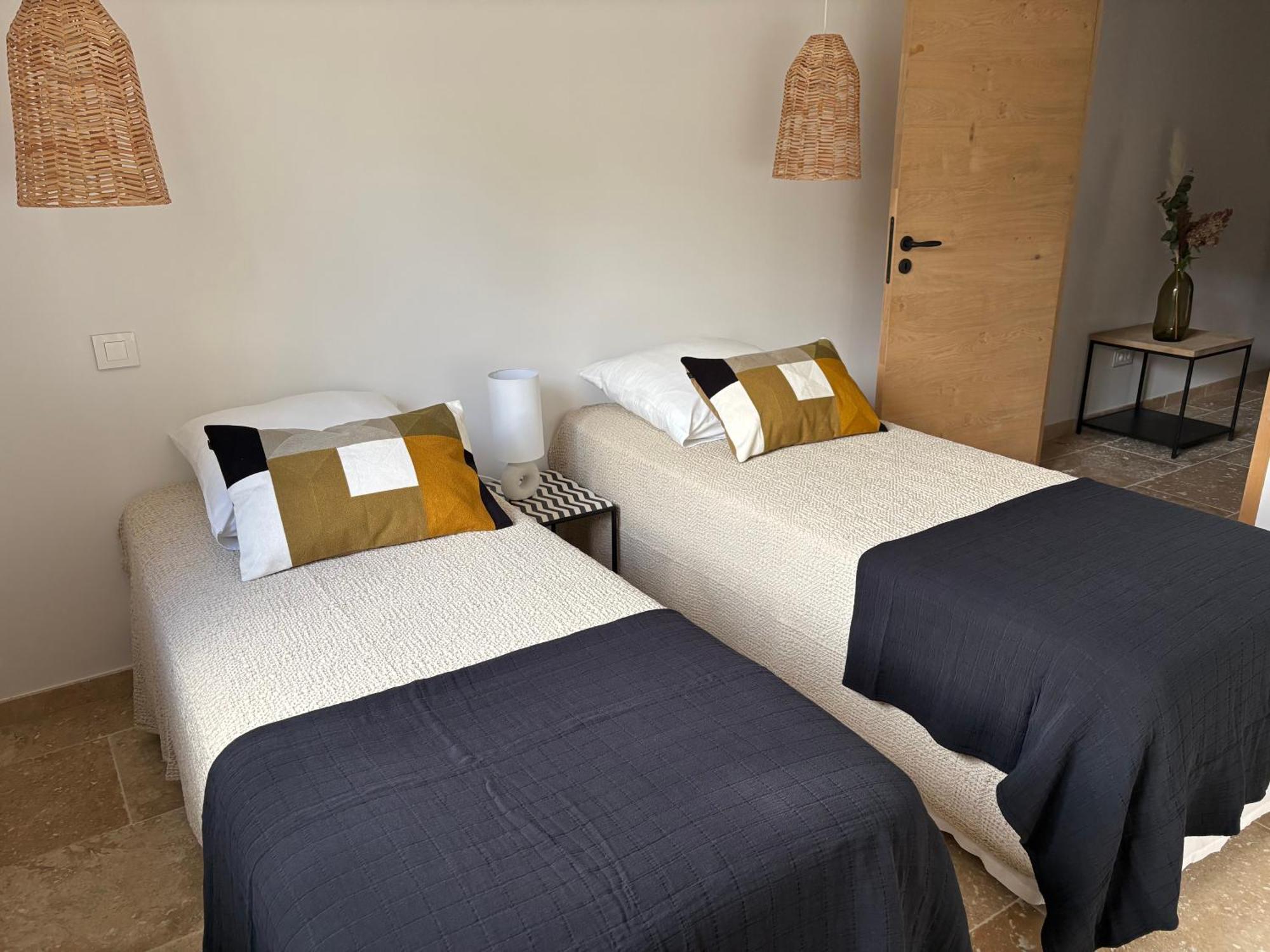 Le Petit Auzon Villa Мазан Екстериор снимка