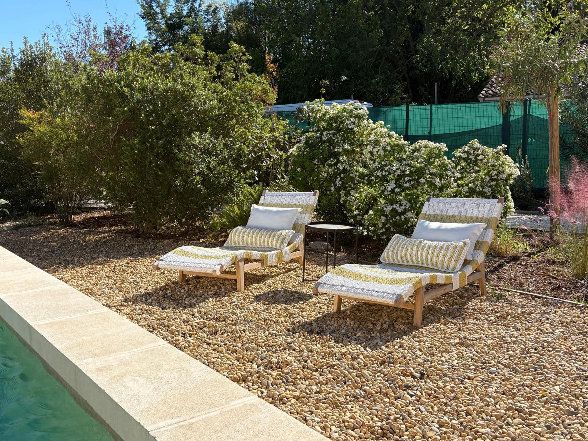 Le Petit Auzon Villa Мазан Екстериор снимка