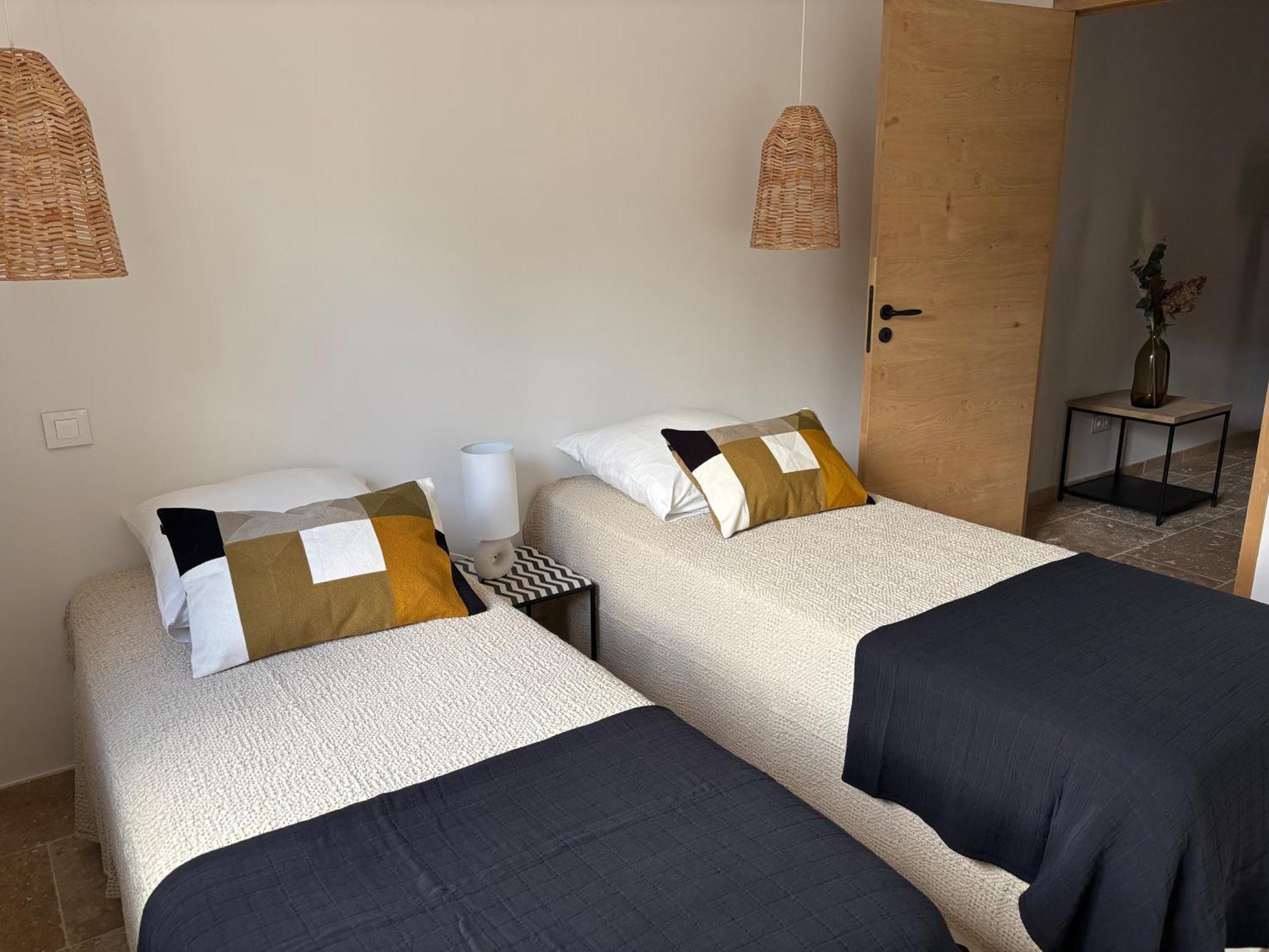 Le Petit Auzon Villa Мазан Екстериор снимка